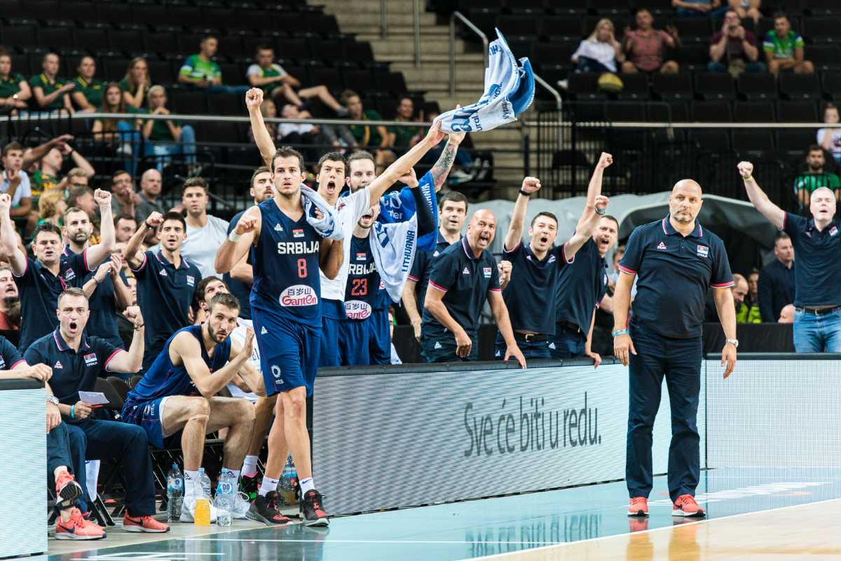 Košarkaši Srbije bolji od Litvanije i u Kaunasu